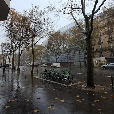 Studette Cosy Ideal Pour Un Sejour Parisien Metro Duroc *