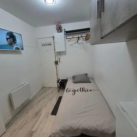 Studette Cosy Ideal Pour Un Parisien Métro Duroc Apartamento *