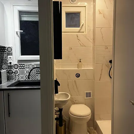 Studette Cosy Ideal Pour Un Sejour Parisien Metro Duroc *